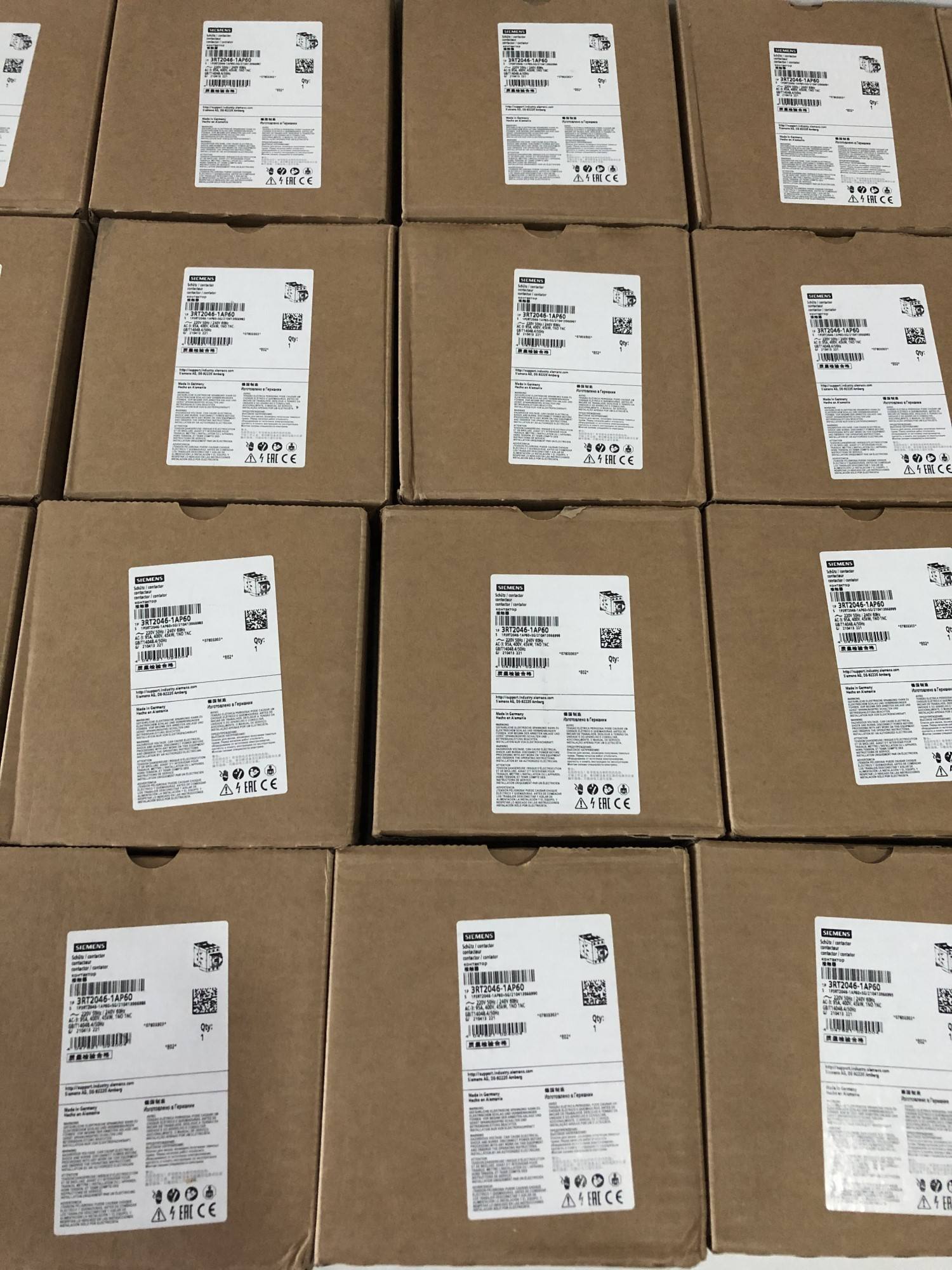 100% new and original contactor 3RT2046-1AP60