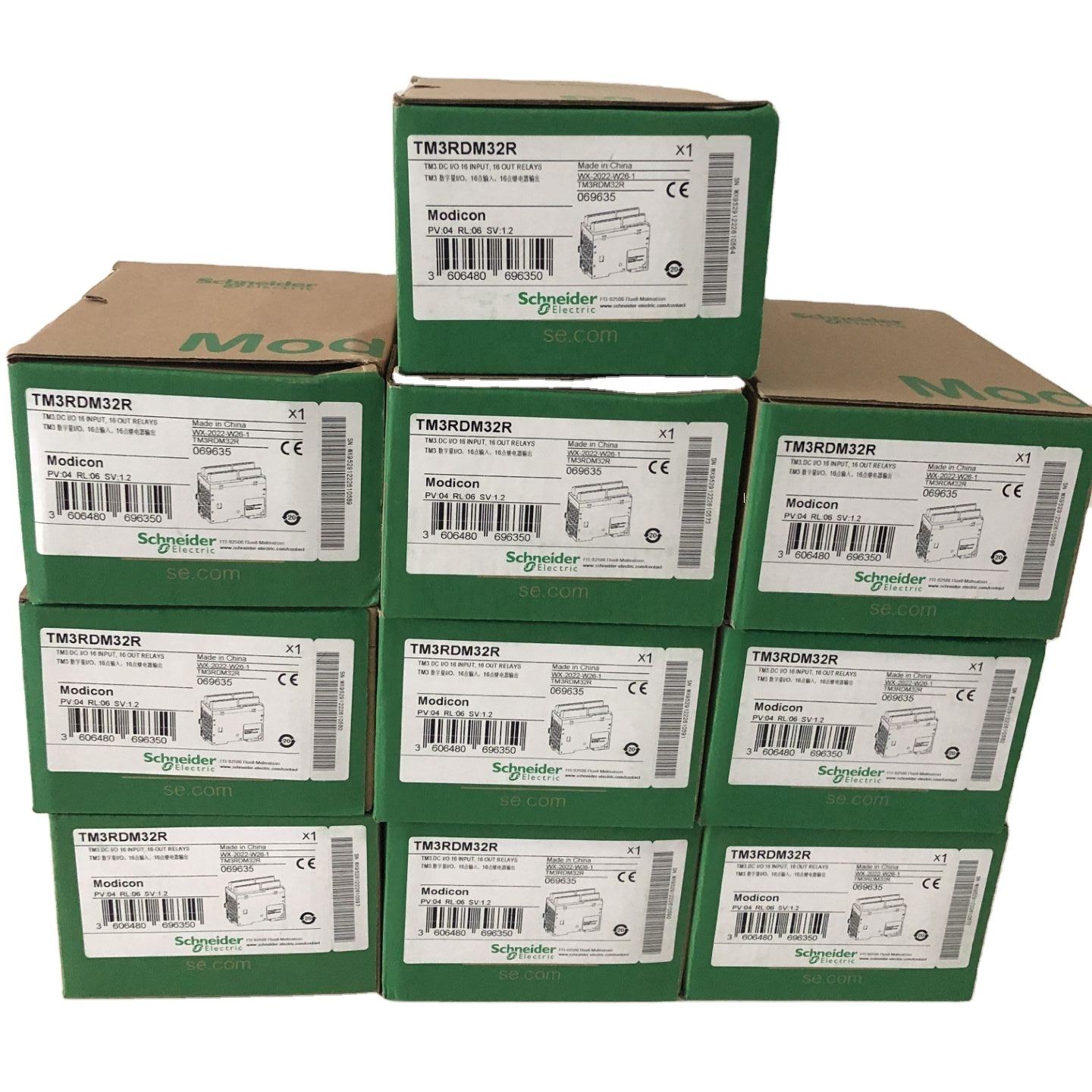 Original PLC module TM3RDM32R In stock