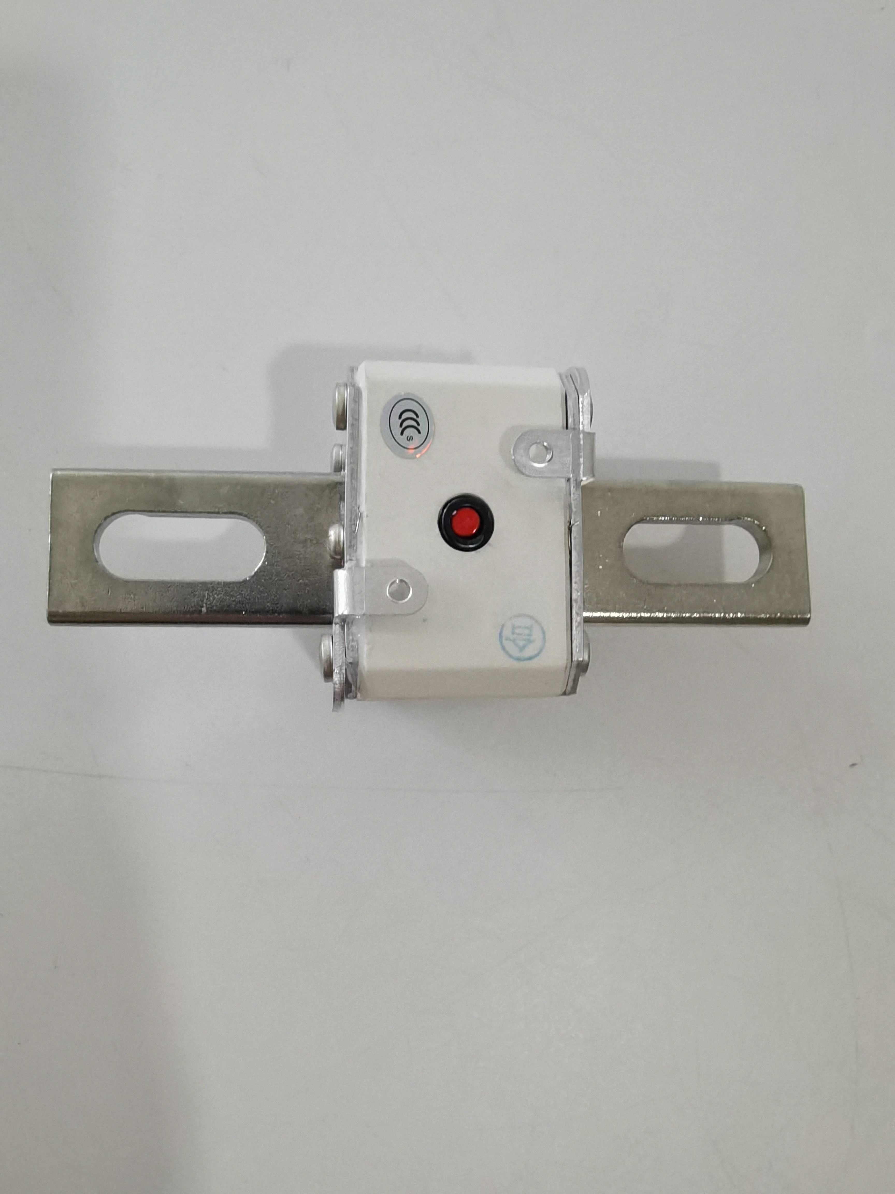 Mersen - Formerly Ferraz & Gould Shawmut Protistor FUSES A065UD32LI1100 in stock