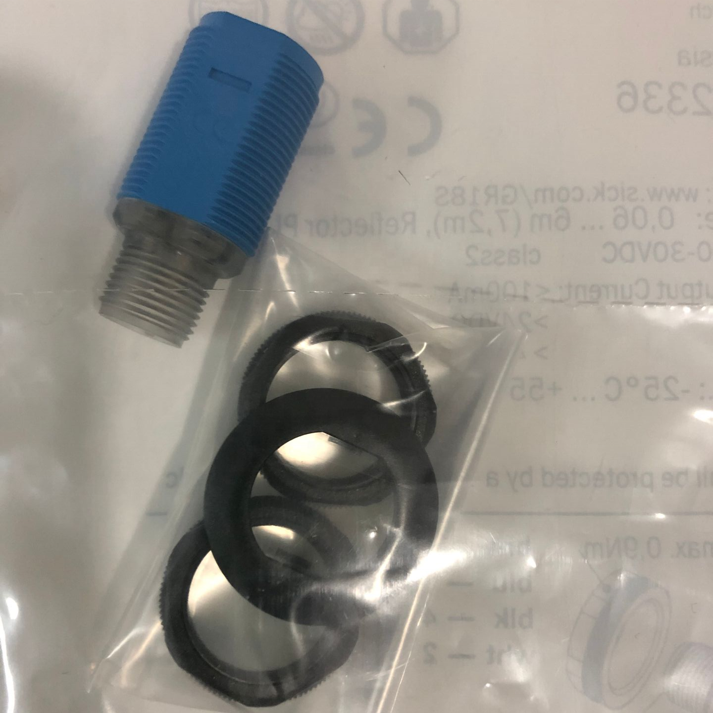 GRL18S-P2336 1058192 Cylindrical photoelectric sensors GR18S