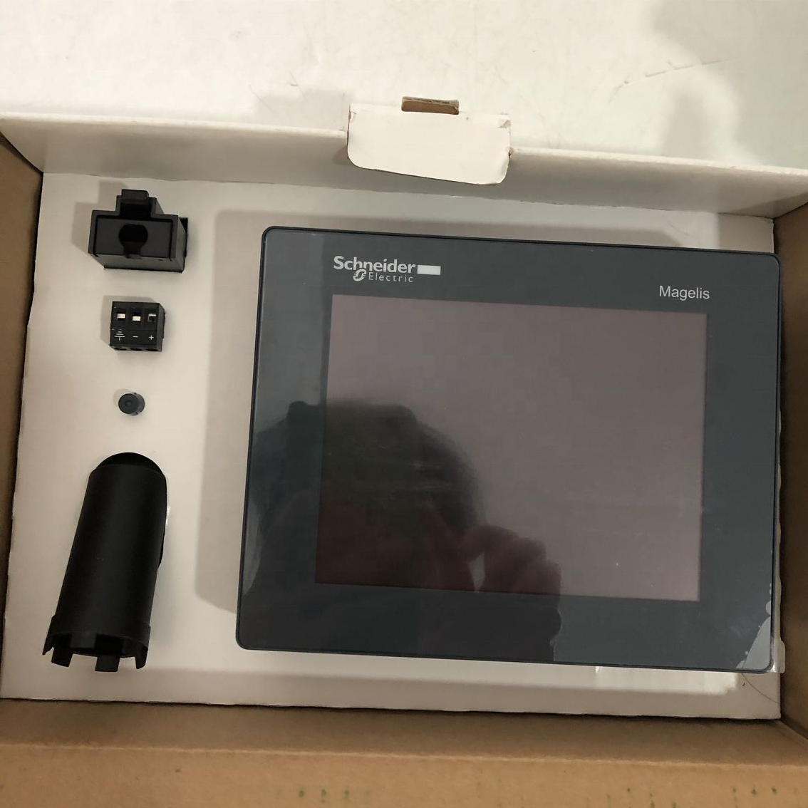 Touch panel screen 5.7'' color Magelis Small Panel HMISTU855 In stock